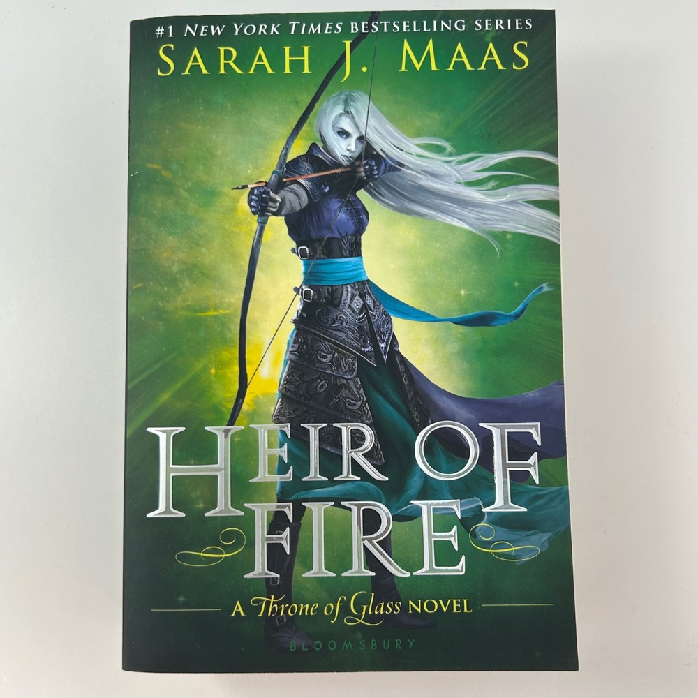 Heir of Fire Paperback by Sarah J. Maas Throne of Glass